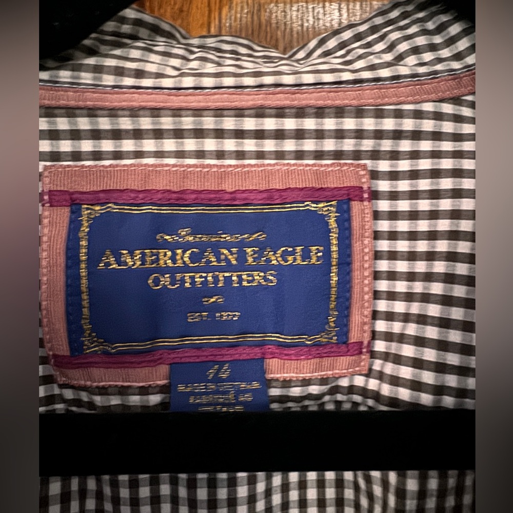 American Eagle Brown checkered button down - Picture 2 of 5